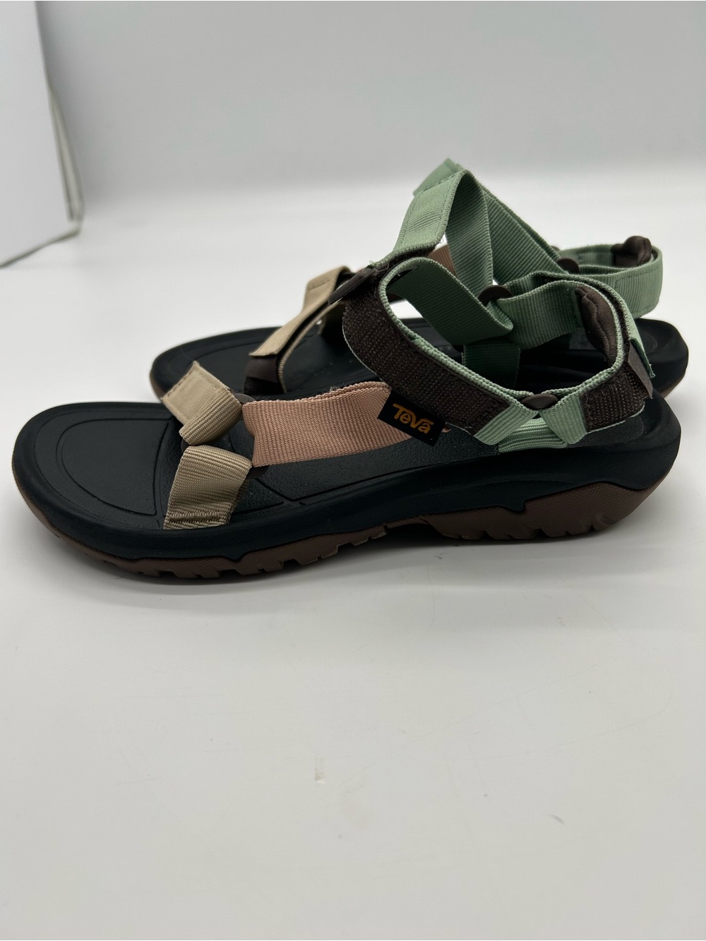 Teva Women’s Hurricane XLT2 Sandals in Basil/Maple Sugar Multi Colorway size 8 - Picture 3 of 7